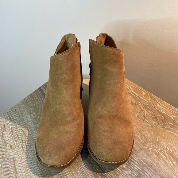 Lucky brand boots suede - Picture 2 of 7